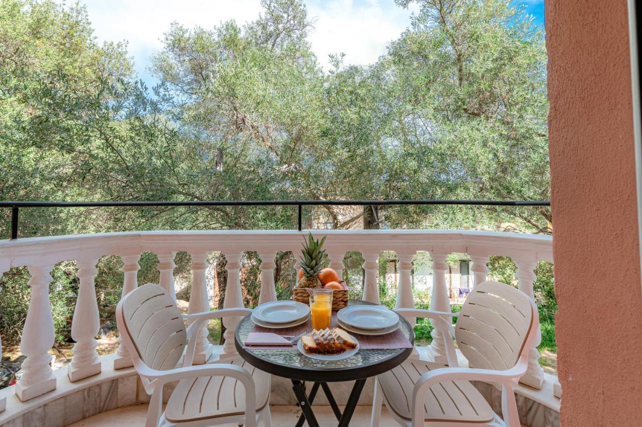 Korina Apart Hotel Kavos Ngoại thất bức ảnh